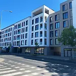 Garbary 104 - Modern Near Old Town - King Bed - Free Parking Poznan
