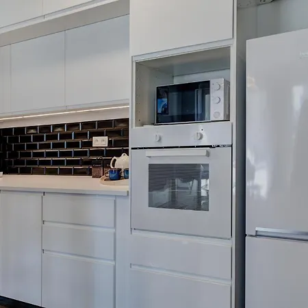 Garbary 104 - Modern Near Old Town - King Bed - Free Parking 아파트 포즈난
