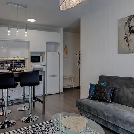 Garbary 104 - Modern Near Old Town - King Bed - Free Parking Lägenhet *
